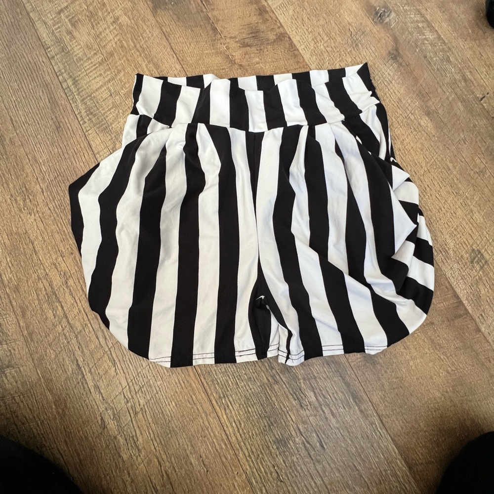 Black and White Striped Women's Shorts - Picture 3 of 3